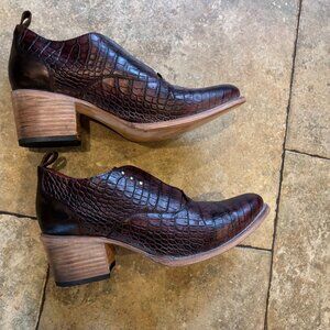 Freebird by Steven Sadie Croc Embossed Leather Booties Size 11